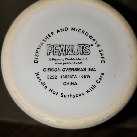 Gibson Overseas Peanuts Halloween Latte Mug - Picture 6 of 7